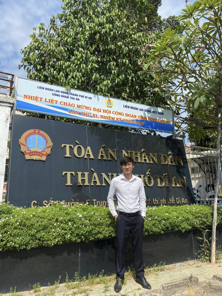 Tranh tụng vụ án lao động